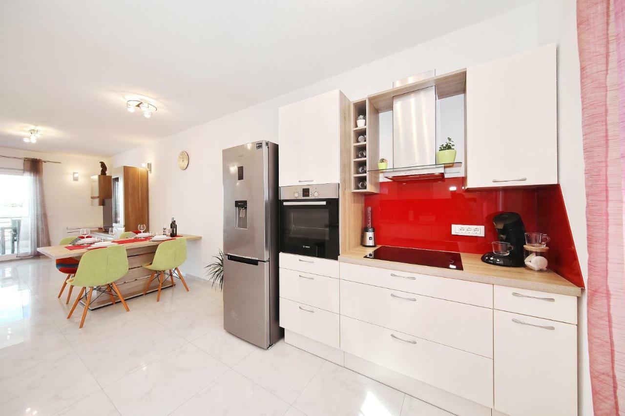 Apartment Lana Pašman エクステリア 写真